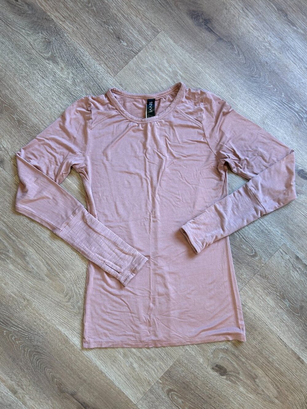 Savvi Kai Long Sleeve Essential Tee Size